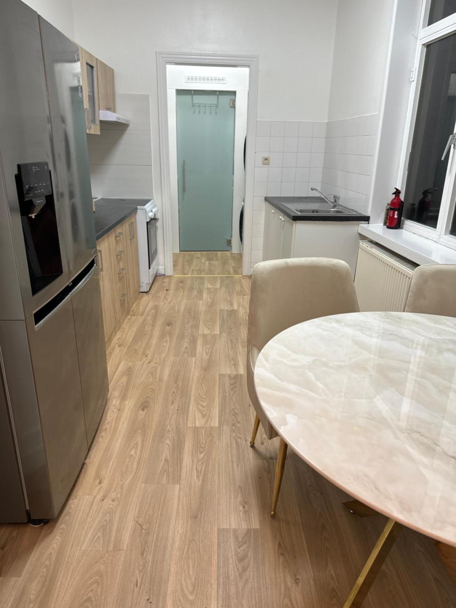 Appartement 2 Chambre Luxueuse A Jette Bruxelas Exterior foto